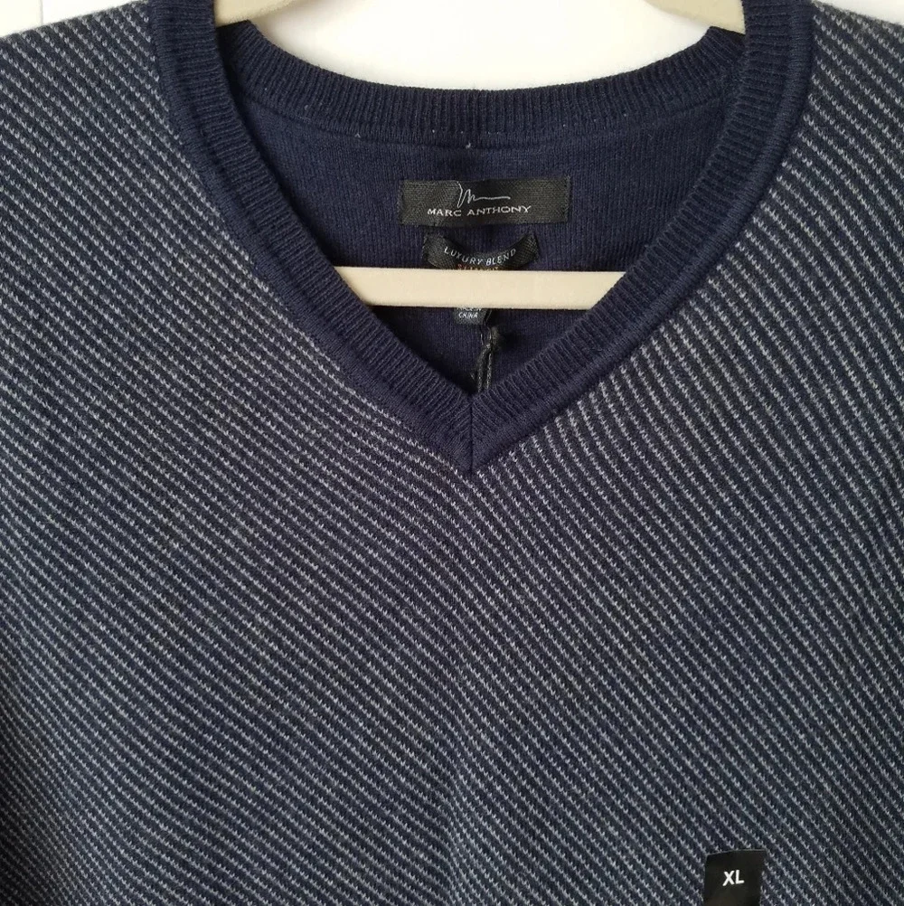 NWT MARC ANTHONY slim fit pullover